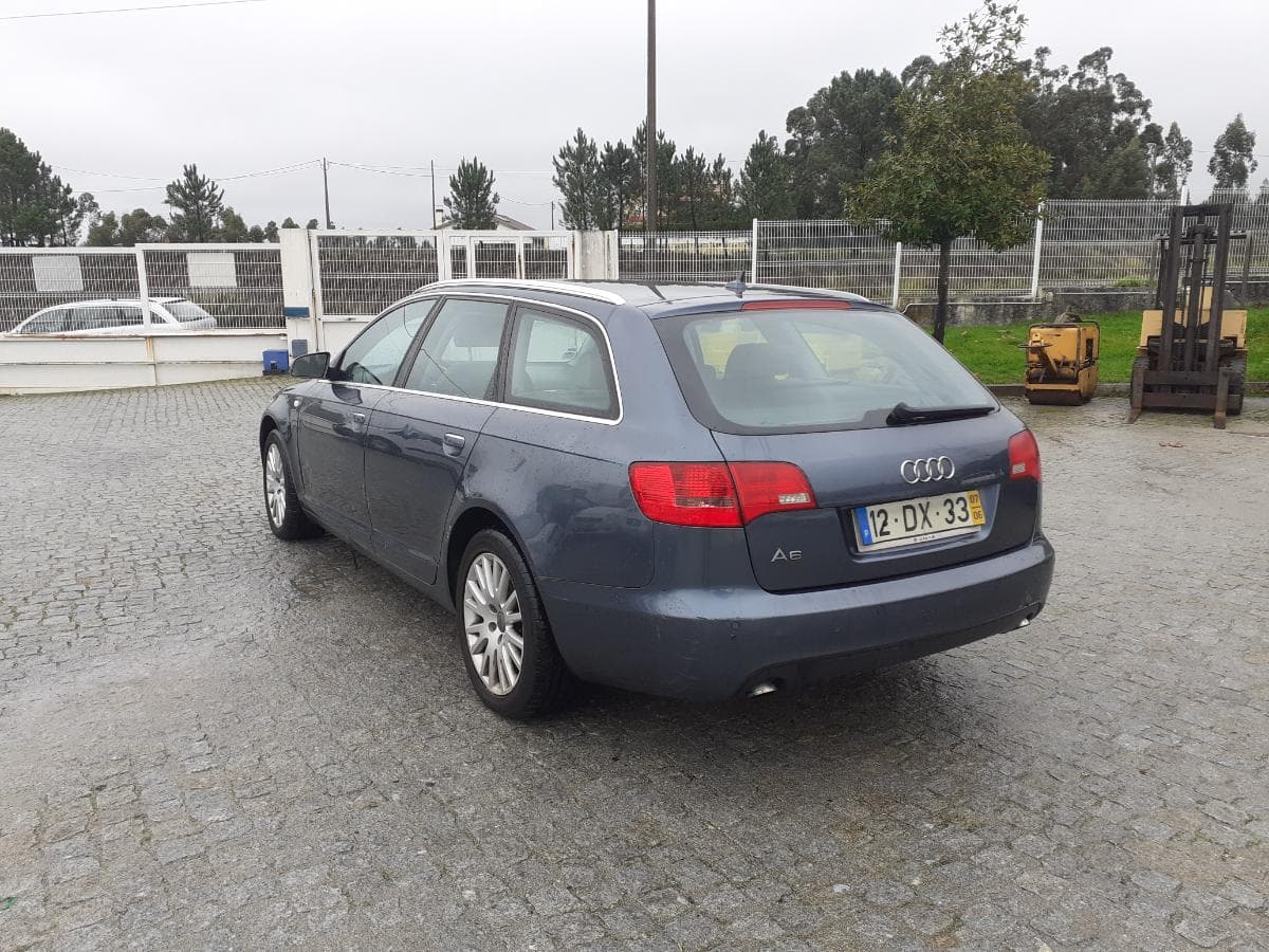 Audi A6 2.0 TDI · Ano 2007 — imagem 16