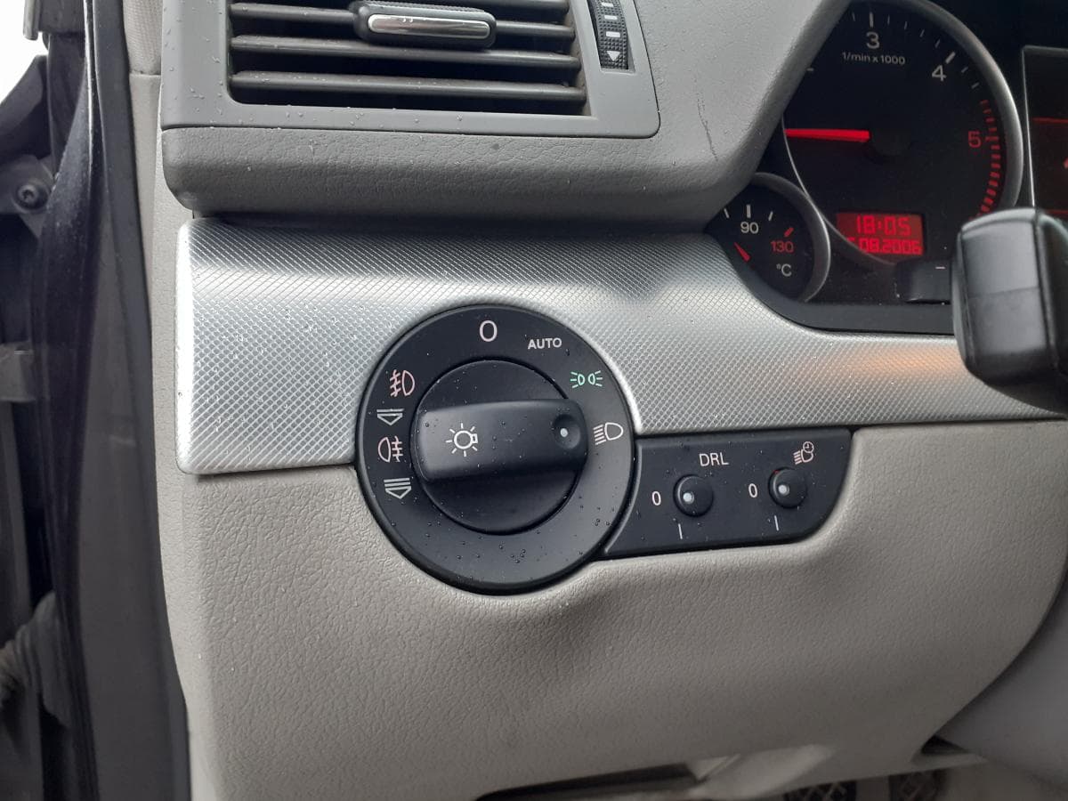 Audi A4 2.0 TDI · Ano 2007 — image 16