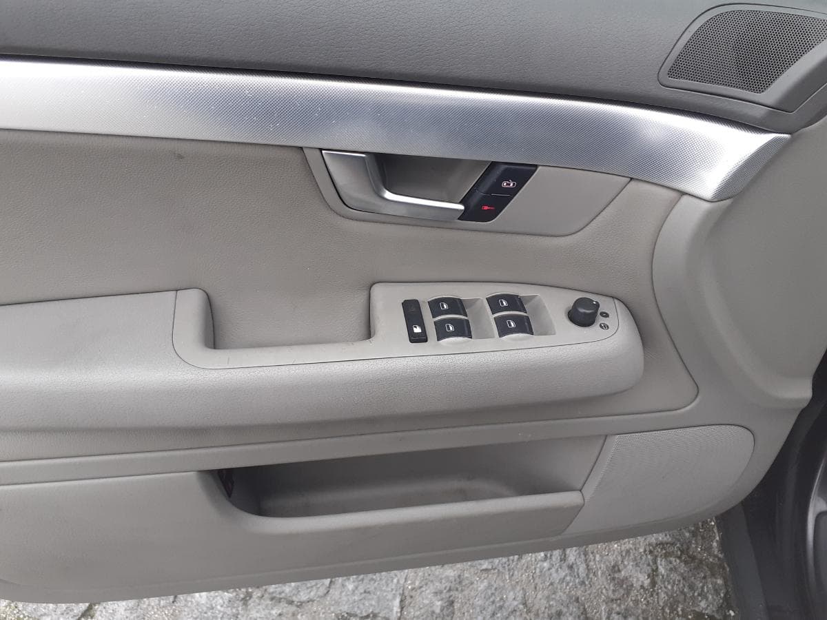 Audi A4 2.0 TDI · Ano 2007 — image 10