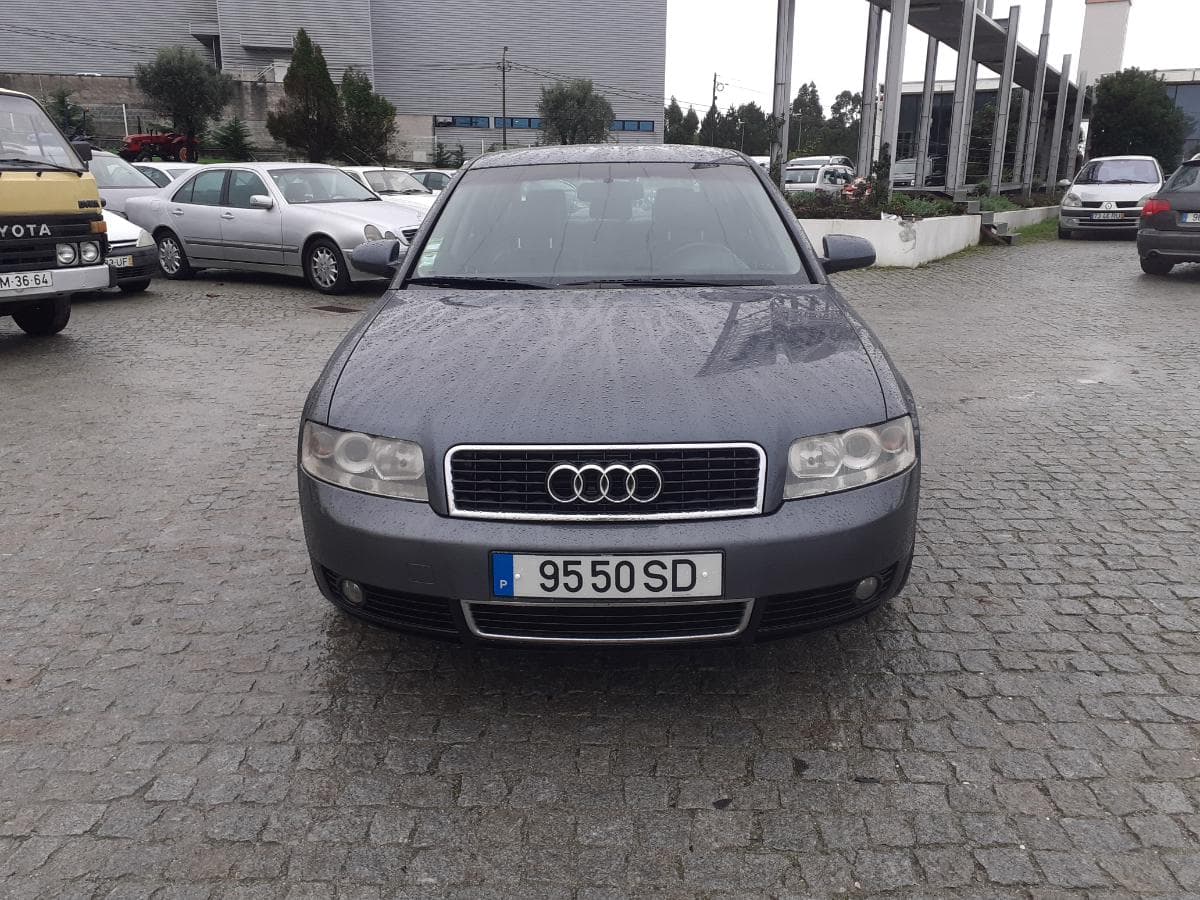 Audi A4 Sedan 1.9 TDI - Ano 2001 — imagem 2