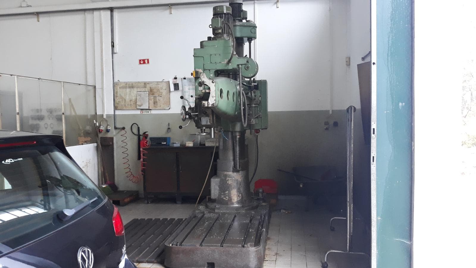Máquina de furar