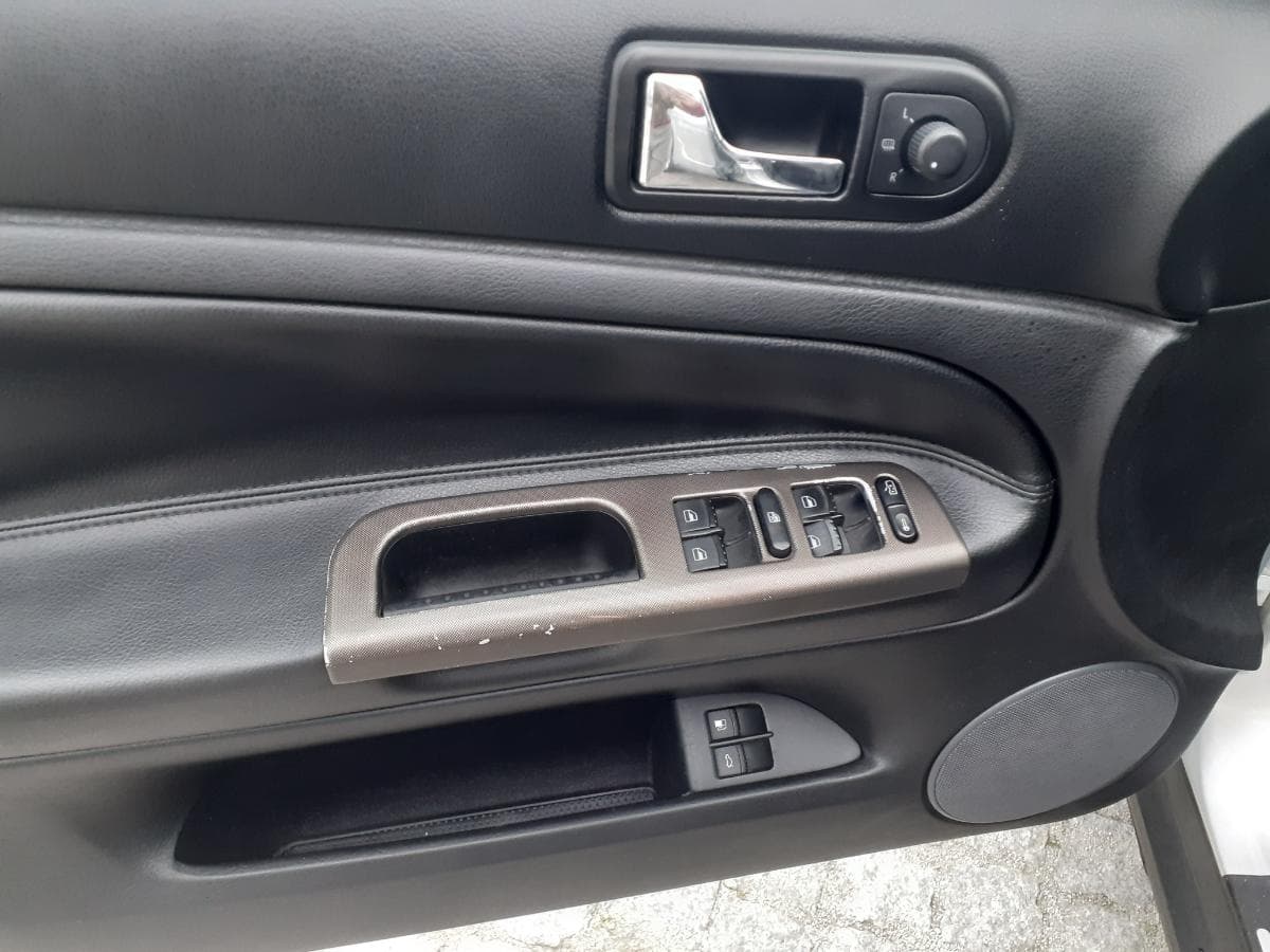 Volkswagen Passat 1.9 TDI · Ano 2004 — imagem 16