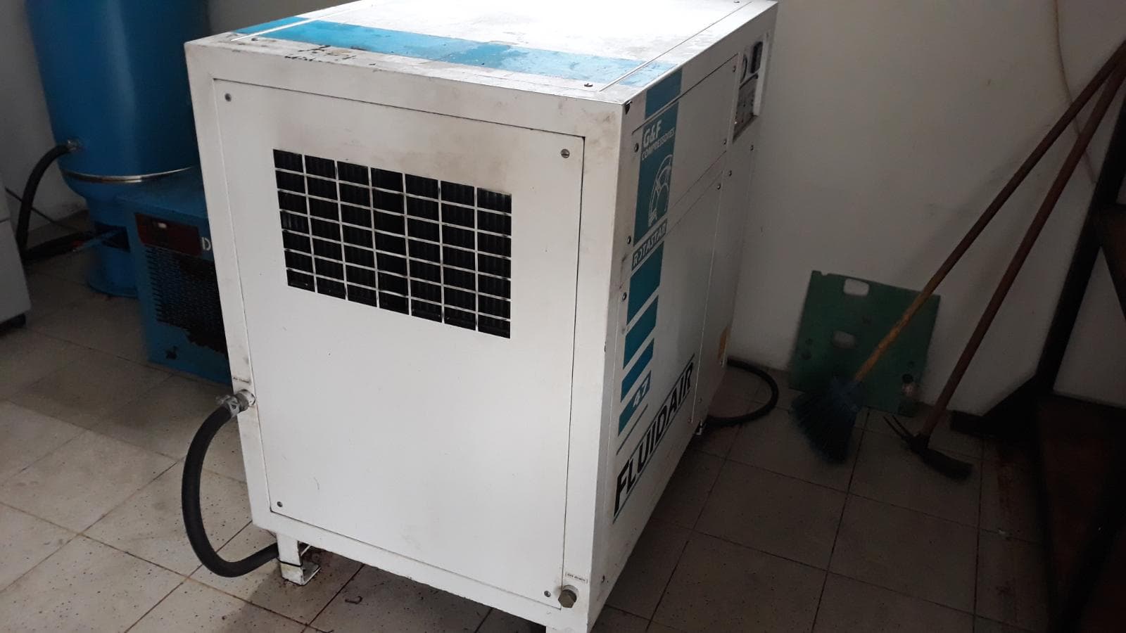 Compressor + Secador e Depósito de Ar — imagem 4