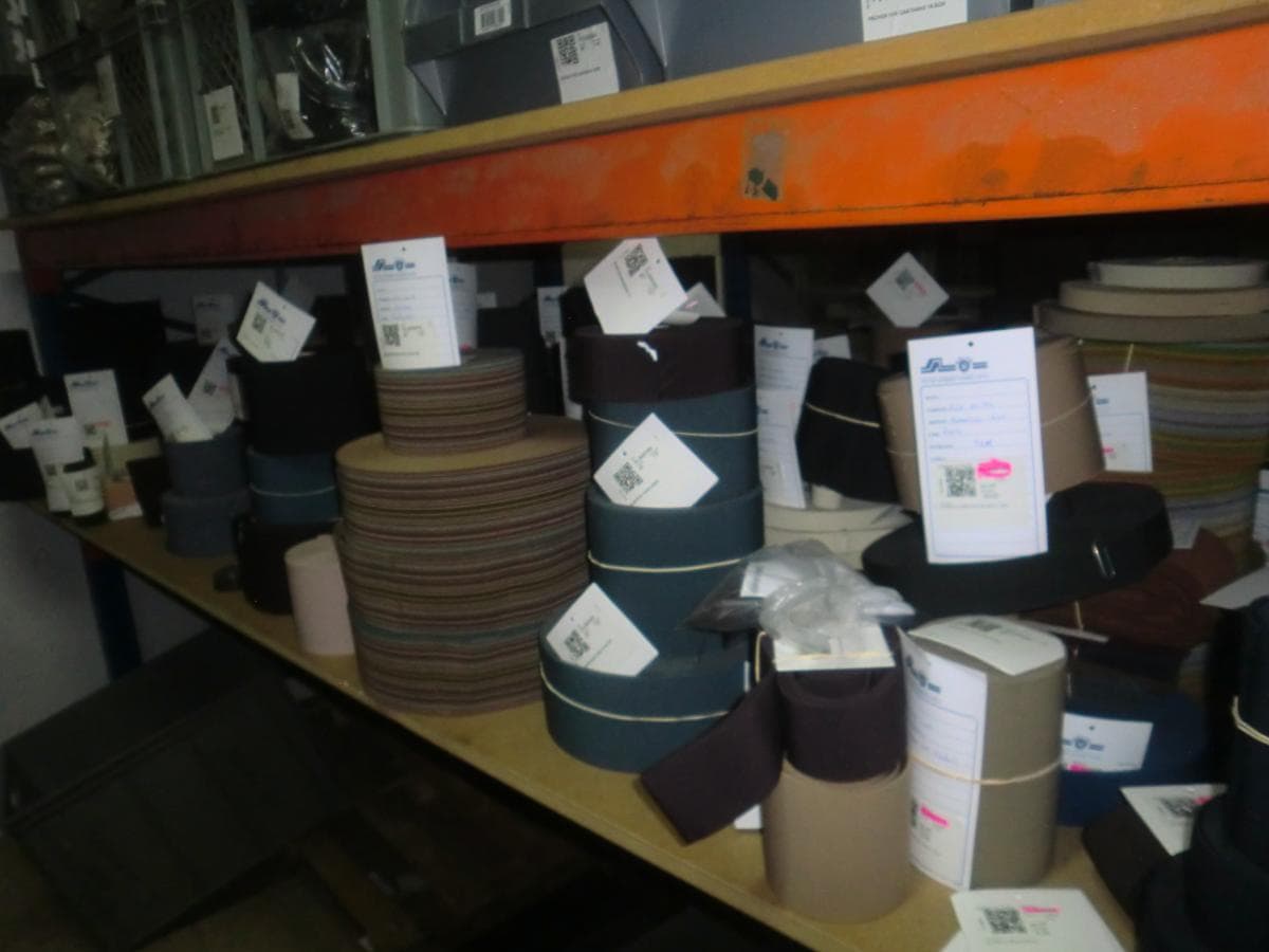 Equipamentos para a Indústria do Calçado — imagem 238