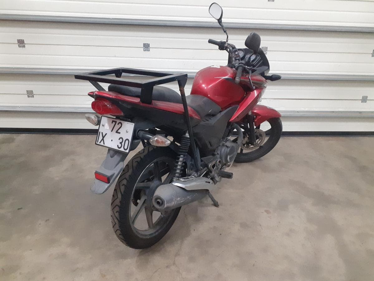 Honda CBF · Ano 2010 — imagen 3