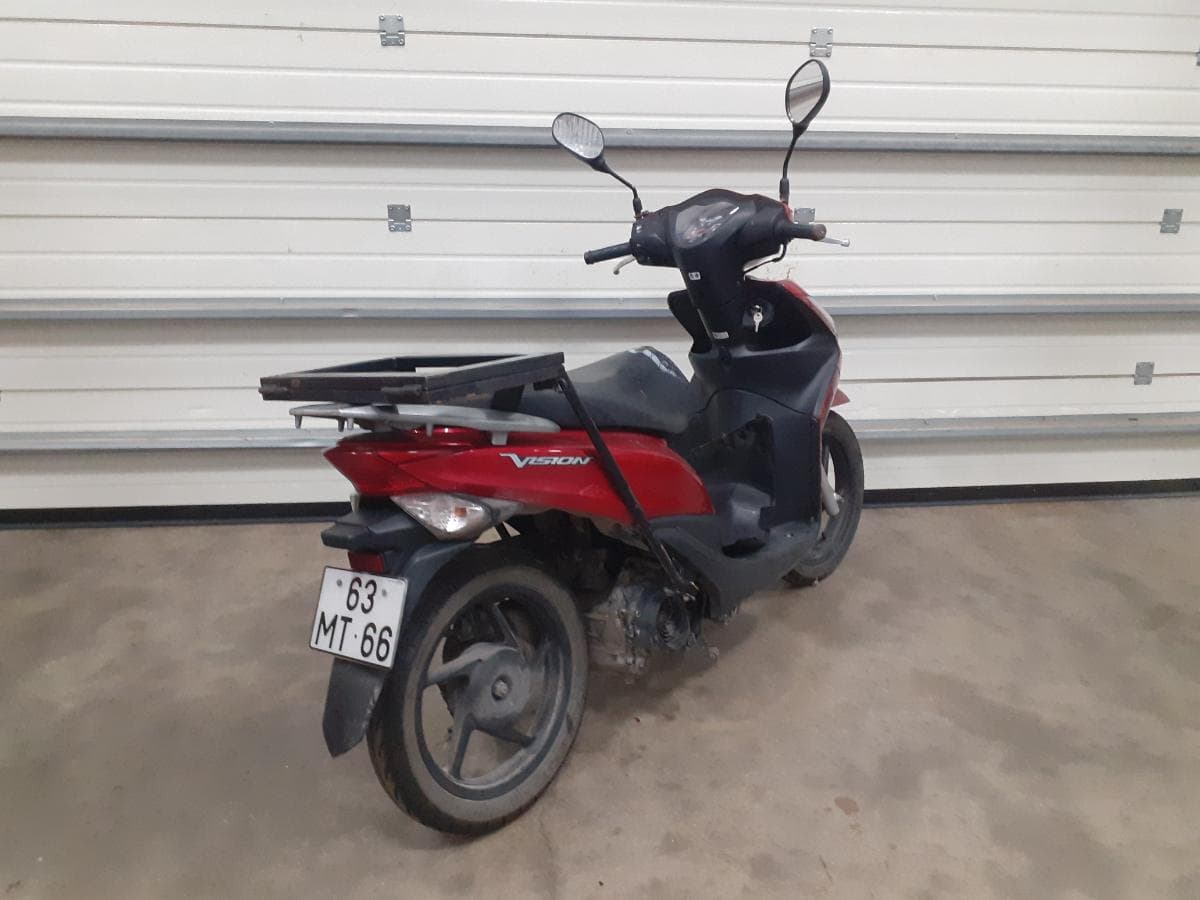 Honda Vision · Ano 2012 — image 3
