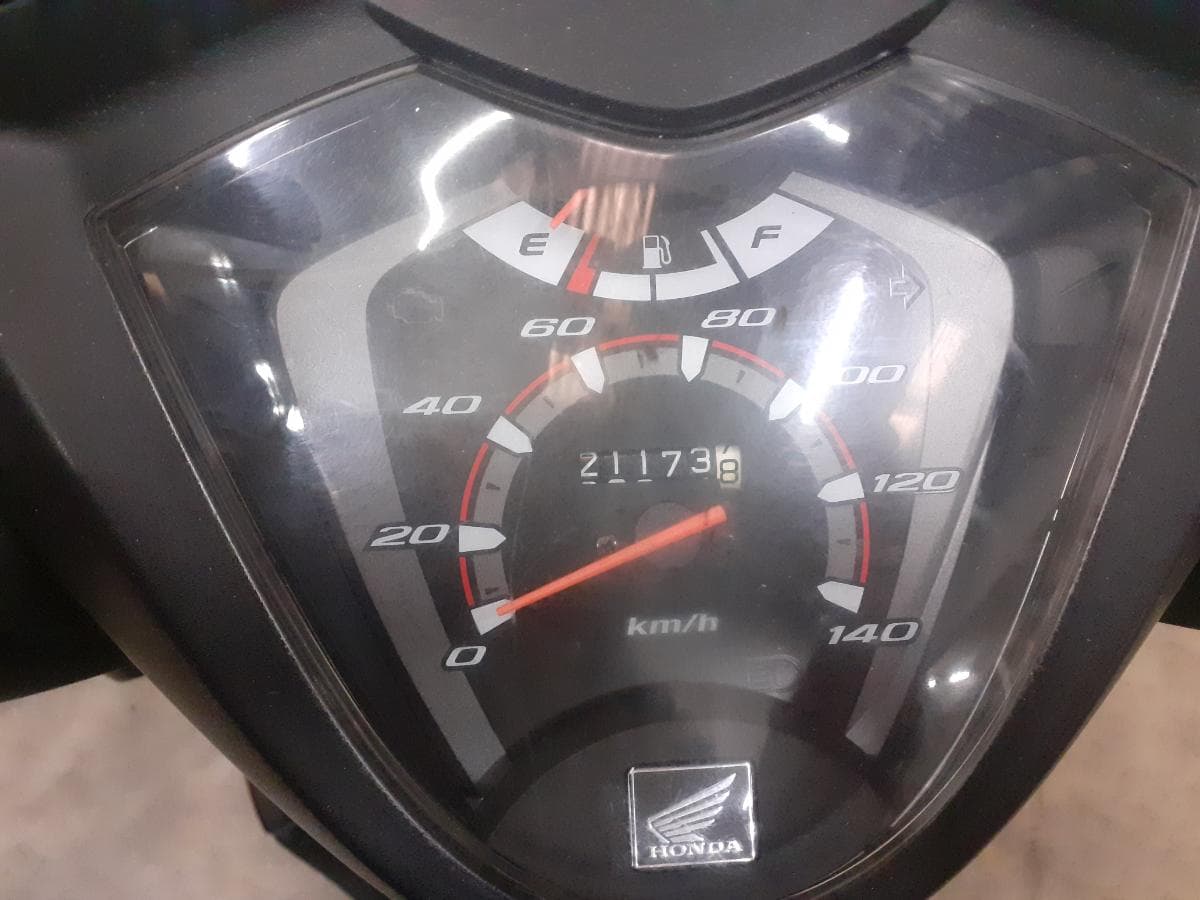 Honda Vision · Year 2013 — image 8