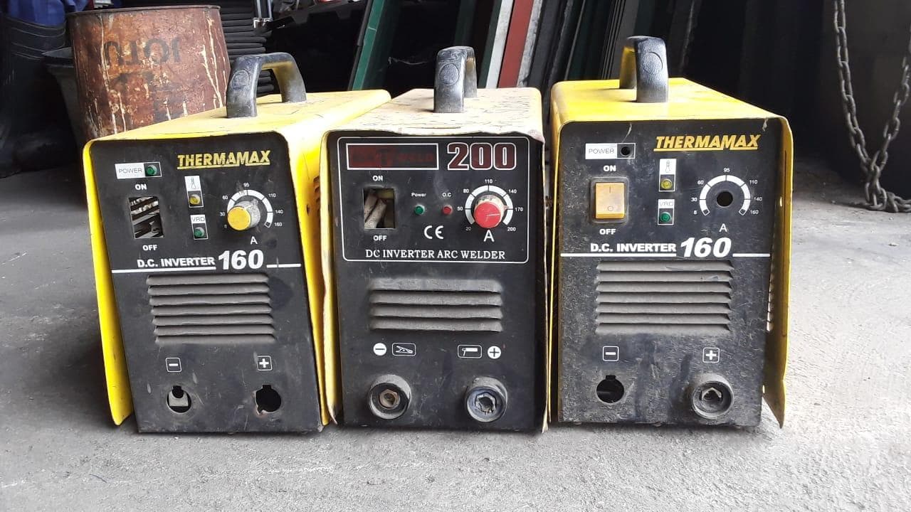 Máquinas de soldar + Máquinas de soldar + Máquinas de soldar + Máquinas de soldar + Máquina de soldar + Máquinas de soldar + Máquinas de soldar + Máquinas de soldar + Máquinas de soldar + Máquinas de soldar + Máquina de soldar + Aquecedores de eletrodos + Aquecedores de eletrodos + Aquecedores de eletrodos + Aquecedores de eletrodos + Aquecedores de eletrodos · — imagem 1