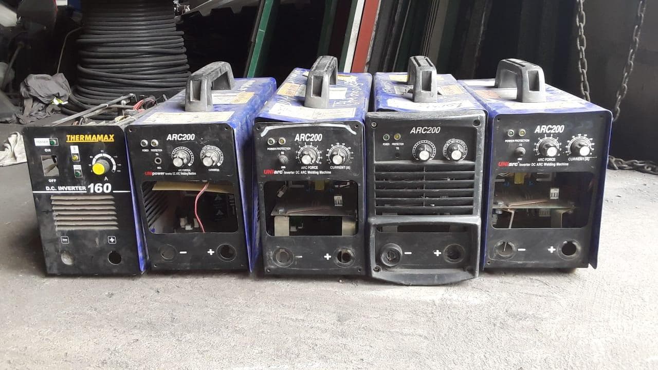 Máquinas de soldar + Máquinas de soldar + Máquinas de soldar + Máquinas de soldar + Máquina de soldar + Máquinas de soldar + Máquinas de soldar + Máquinas de soldar + Máquinas de soldar + Máquinas de soldar + Máquina de soldar + Aquecedores de eletrodos + Aquecedores de eletrodos + Aquecedores de eletrodos + Aquecedores de eletrodos + Aquecedores de eletrodos · — imagem 2