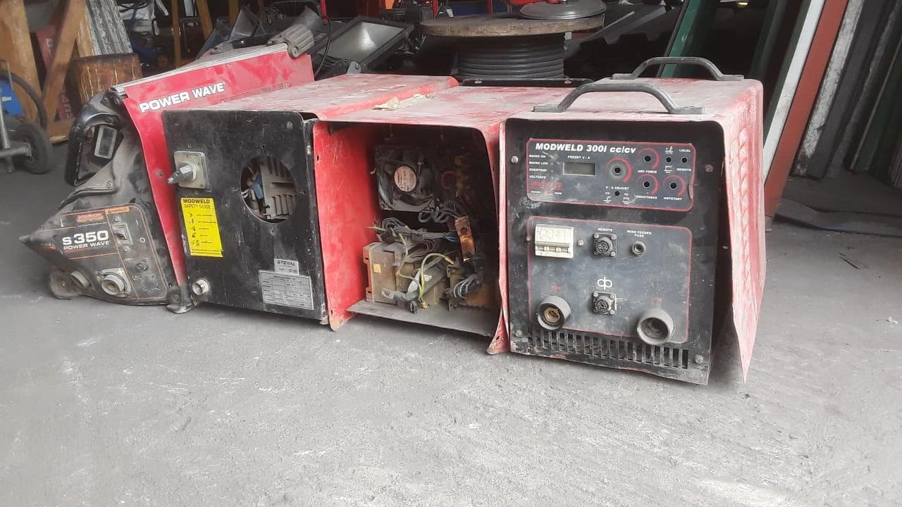 Máquinas de soldar + Máquinas de soldar + Máquinas de soldar + Máquinas de soldar + Máquina de soldar + Máquinas de soldar + Máquinas de soldar + Máquinas de soldar + Máquinas de soldar + Máquinas de soldar + Máquina de soldar + Aquecedores de eletrodos + Aquecedores de eletrodos + Aquecedores de eletrodos + Aquecedores de eletrodos + Aquecedores de eletrodos · — imagem 20
