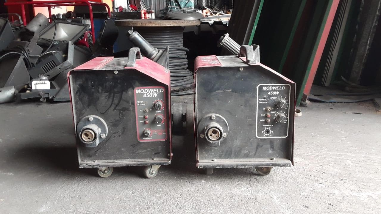 Máquinas de soldar + Máquinas de soldar + Máquinas de soldar + Máquinas de soldar + Máquina de soldar + Máquinas de soldar + Máquinas de soldar + Máquinas de soldar + Máquinas de soldar + Máquinas de soldar + Máquina de soldar + Aquecedores de eletrodos + Aquecedores de eletrodos + Aquecedores de eletrodos + Aquecedores de eletrodos + Aquecedores de eletrodos · — imagem 7
