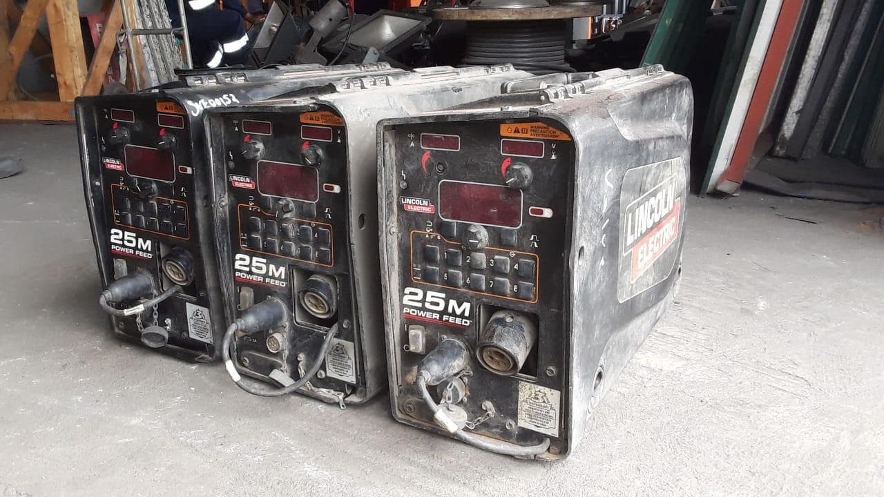 Máquinas de soldar + Máquinas de soldar + Máquinas de soldar + Máquinas de soldar + Máquina de soldar + Máquinas de soldar + Máquinas de soldar + Máquinas de soldar + Máquinas de soldar + Máquinas de soldar + Máquina de soldar + Aquecedores de eletrodos + Aquecedores de eletrodos + Aquecedores de eletrodos + Aquecedores de eletrodos + Aquecedores de eletrodos · — imagem 26