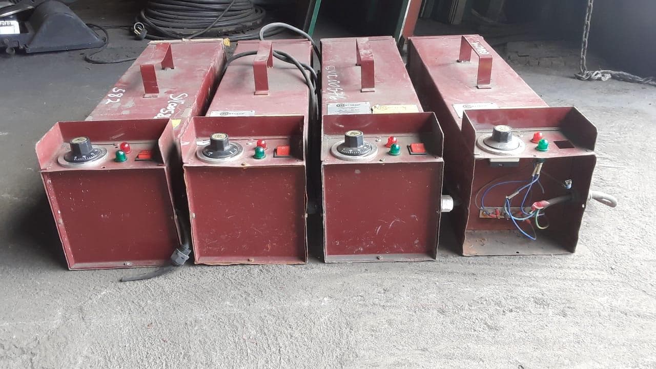 Máquinas de soldar + Máquinas de soldar + Máquinas de soldar + Máquinas de soldar + Máquina de soldar + Máquinas de soldar + Máquinas de soldar + Máquinas de soldar + Máquinas de soldar + Máquinas de soldar + Máquina de soldar + Aquecedores de eletrodos + Aquecedores de eletrodos + Aquecedores de eletrodos + Aquecedores de eletrodos + Aquecedores de eletrodos · — imagem 13