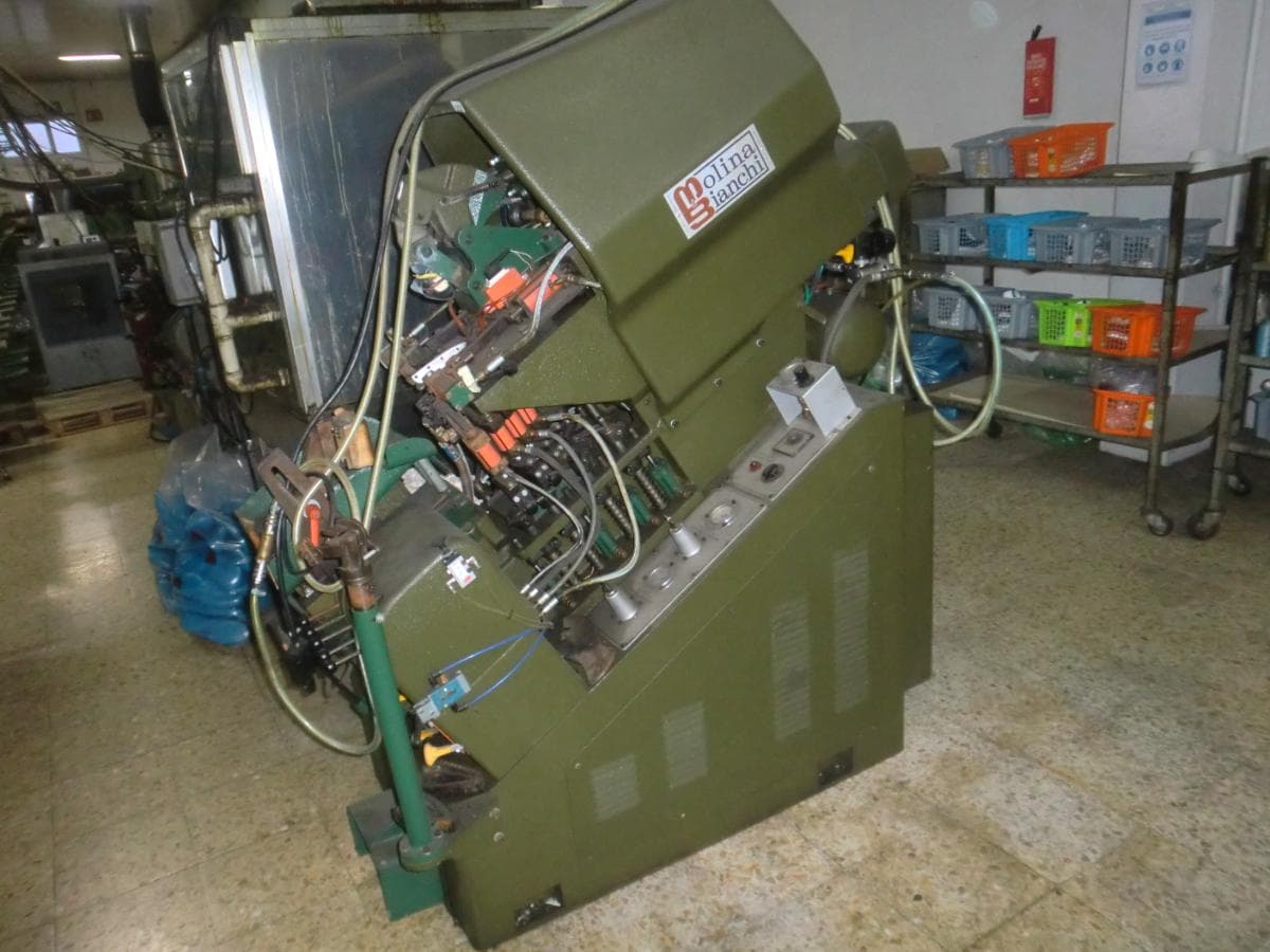 Equipamentos para a Indústria do Calçado — imagem 110
