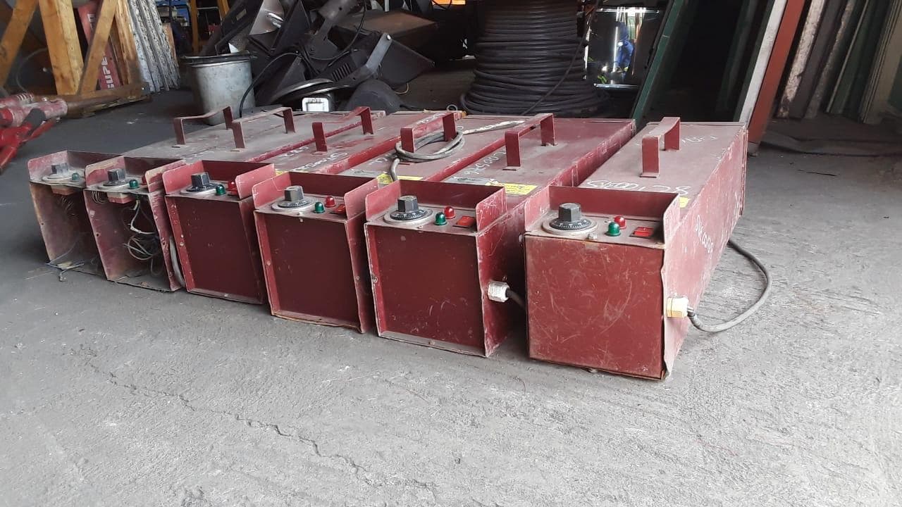 Máquinas de soldar + Máquinas de soldar + Máquinas de soldar + Máquinas de soldar + Máquina de soldar + Máquinas de soldar + Máquinas de soldar + Máquinas de soldar + Máquinas de soldar + Máquinas de soldar + Máquina de soldar + Aquecedores de eletrodos + Aquecedores de eletrodos + Aquecedores de eletrodos + Aquecedores de eletrodos + Aquecedores de eletrodos · — imagem 32