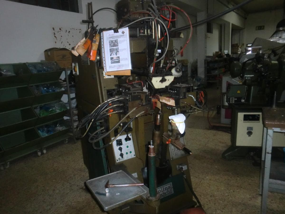Equipamentos para a Indústria do Calçado — imagem 117