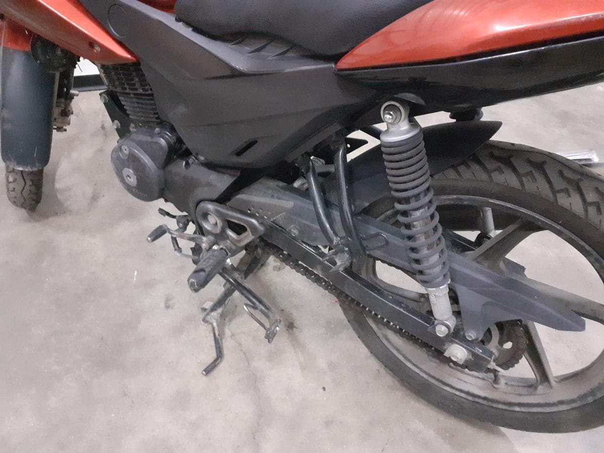 Honda CBF · Ano 2014 — imagem 8