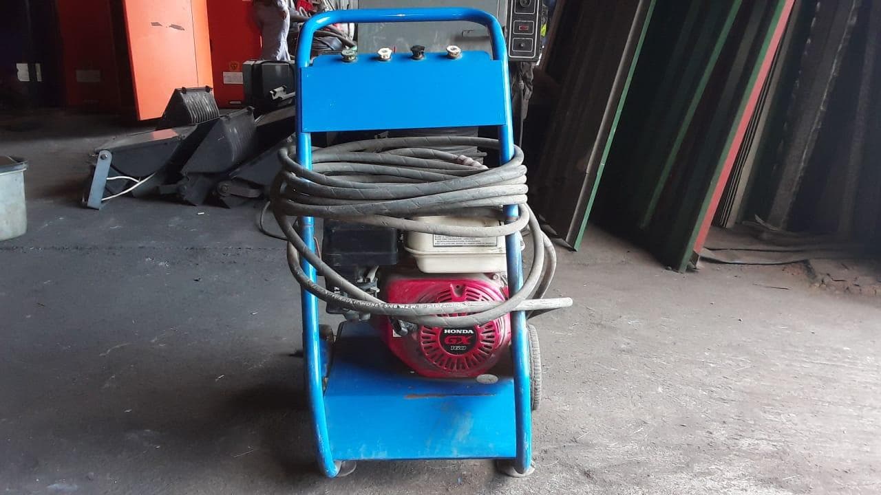 Máquina de pressão de água · — imagem 1