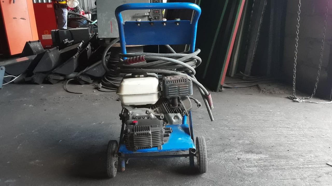 Máquina de pressão de água · — imagem 2
