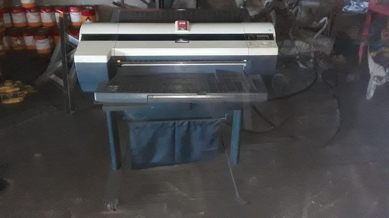 Plottr OCÉ C2 2124 ·