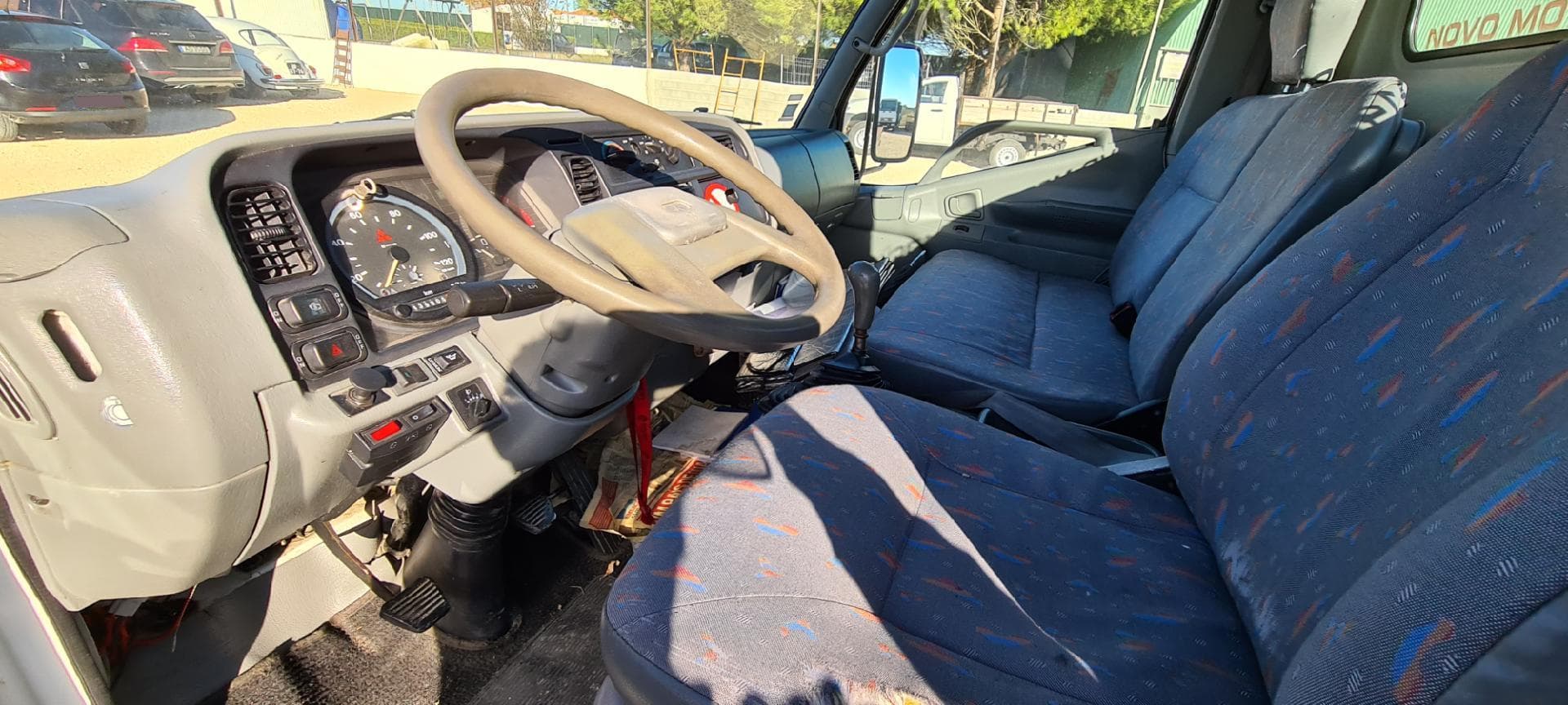 Reboque Mitsubishi Canter — imagen 8