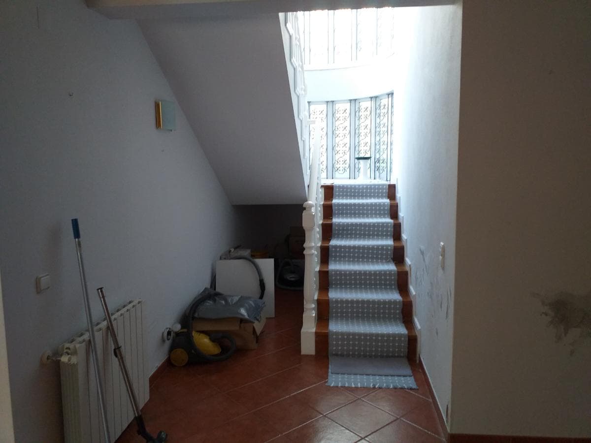LEILÃO SUSPENSO · Moradia V3 · Santa Maria da Feira — imagen 12