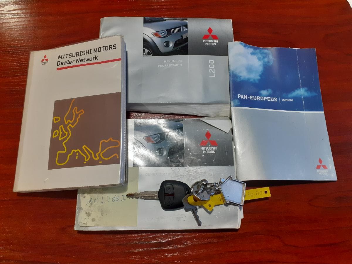 Mitsubishi L 200 4x2 · Ano 2008 — imagem 22
