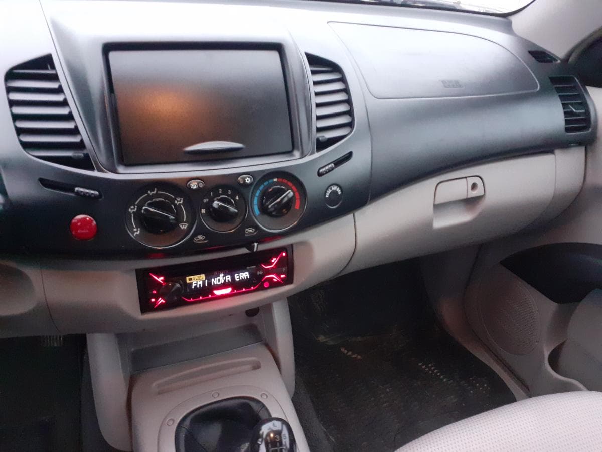 Mitsubishi L 200 4x2 · Ano 2008 — imagem 17