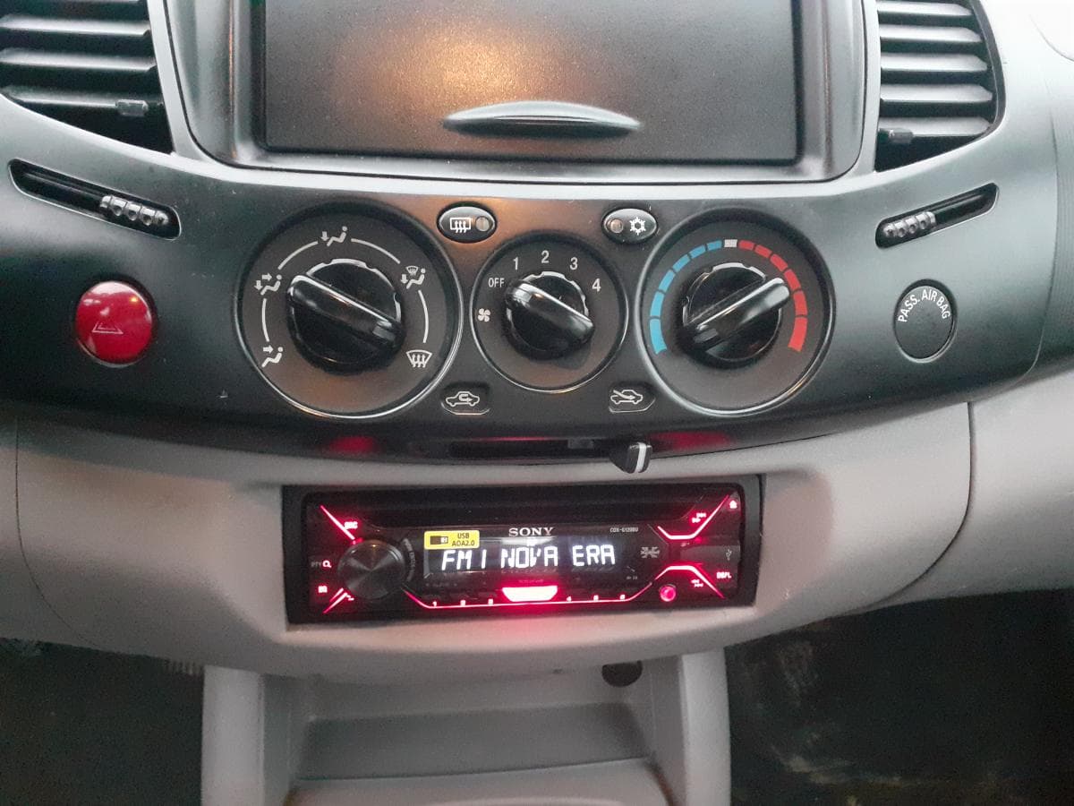 Mitsubishi L 200 4x2 · Ano 2008 — imagem 21