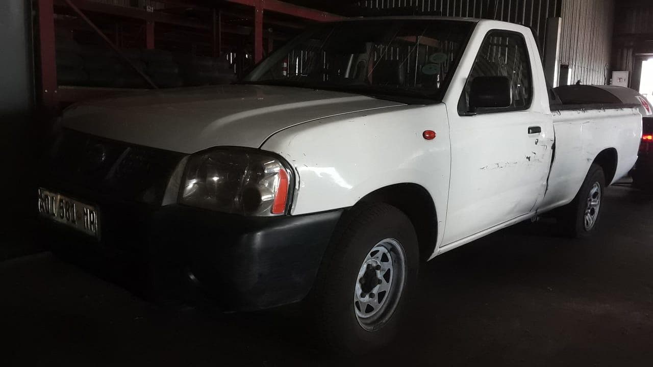 Nissan Hardbody · — image 3