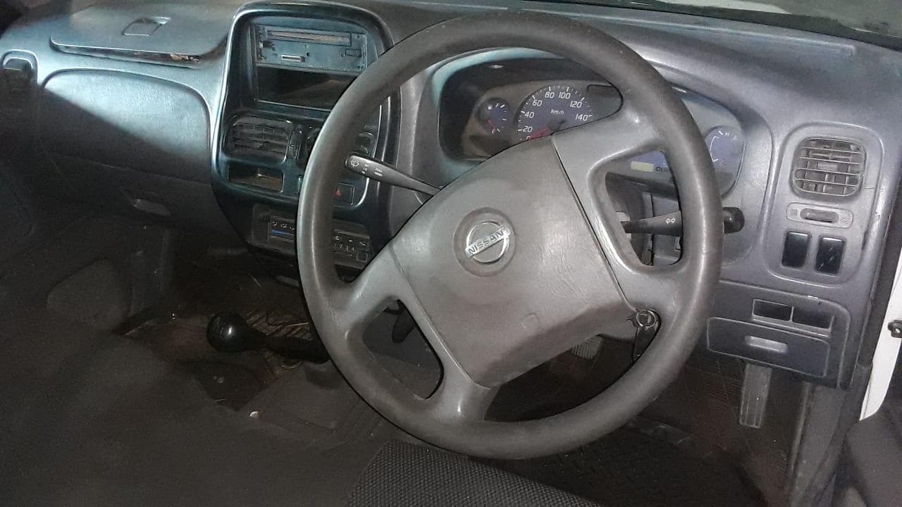 Nissan Hardbody · — image 10