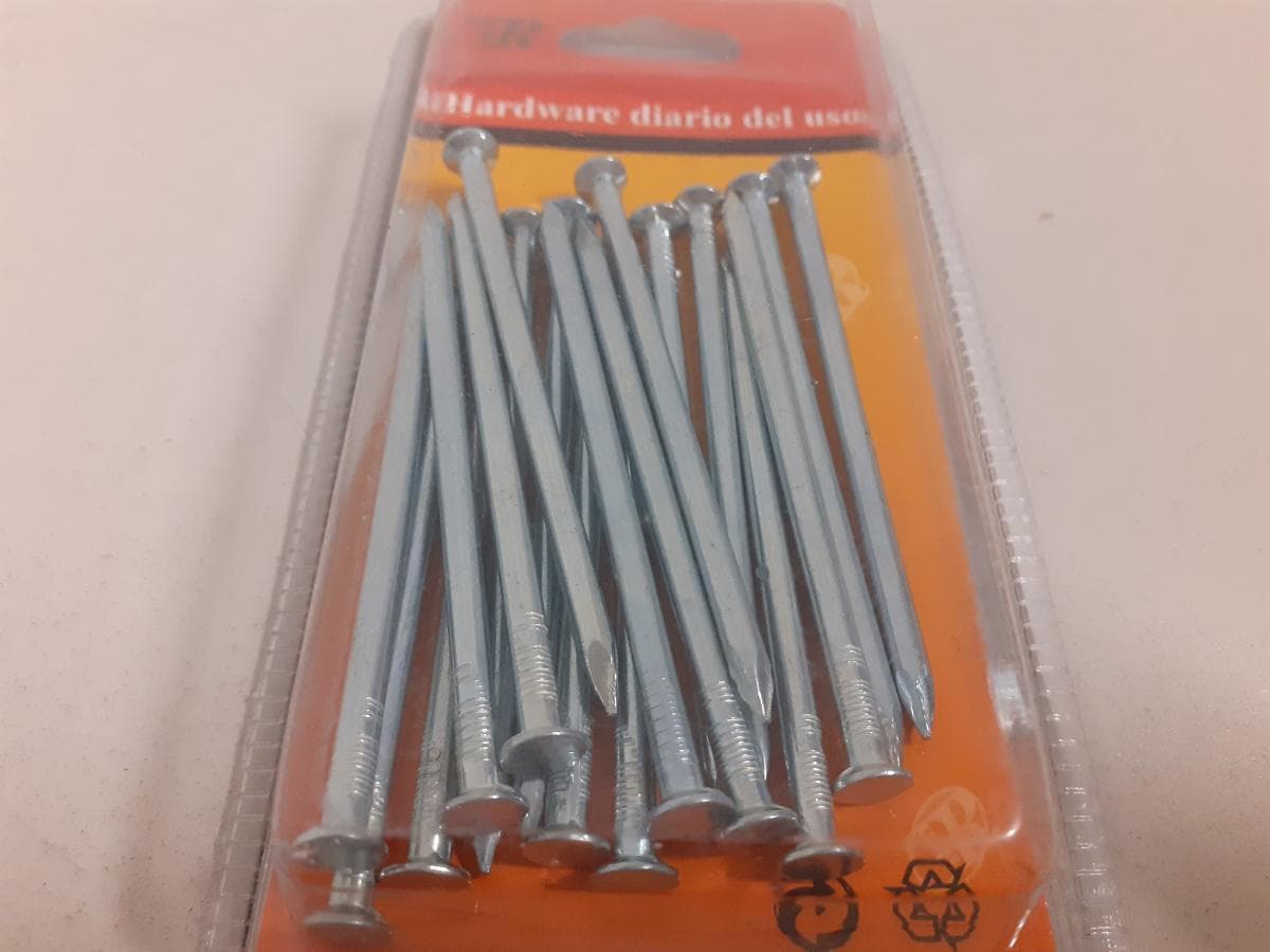 Clavos — imagen 5