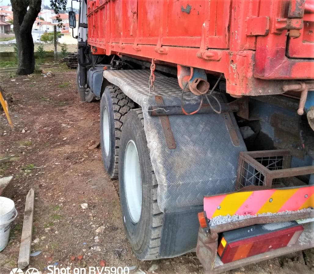 Camião Volvo FL10 1992 com Grua — imagem 4