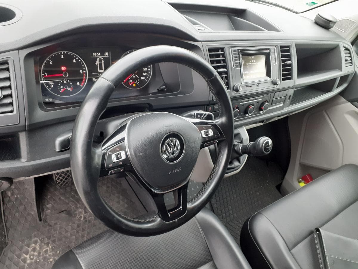 Volkswagen Transporter 2.0 TDI · 3 Lugares · Ano 2019 — imagen 14