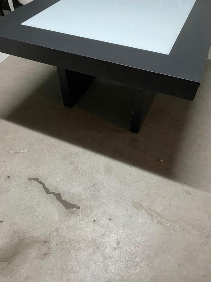 Mobiliario y Decoración · — imagen 2