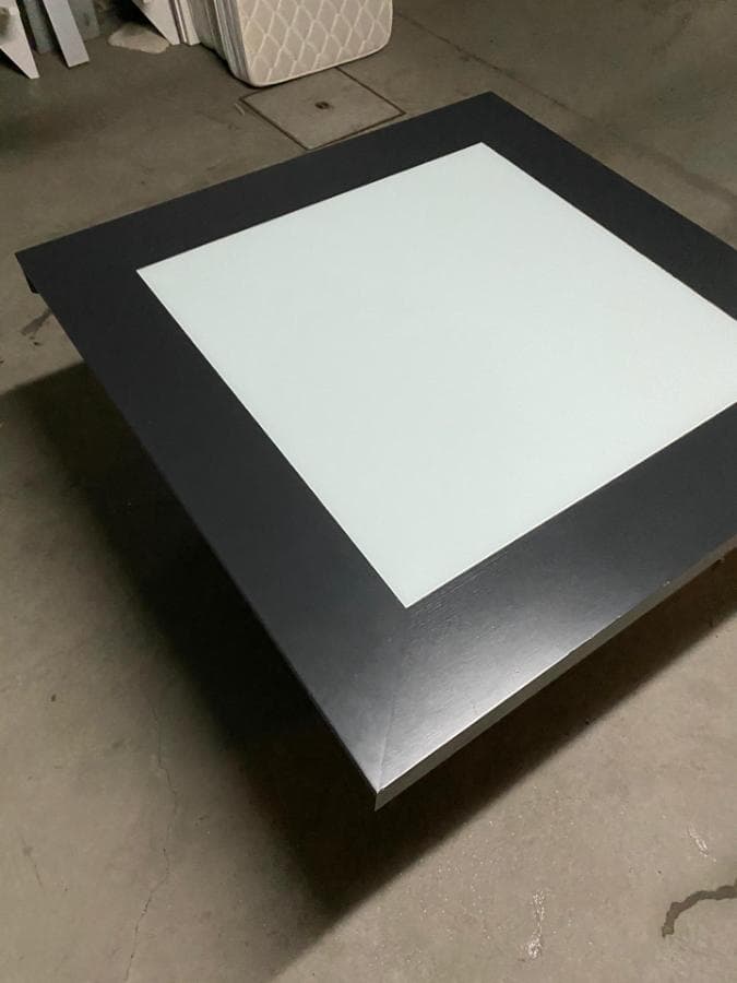 Mobiliario y Decoración · — imagen 1