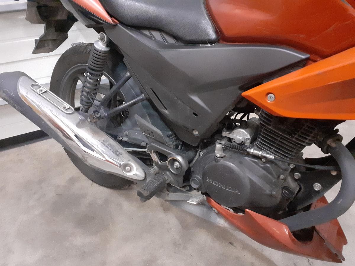 Honda CBF 125 · Ano 2014 — imagem 8