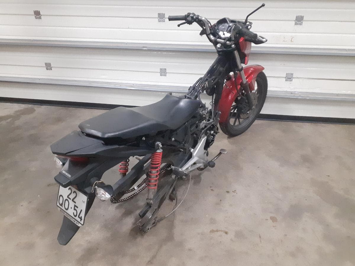 Honda CBF 125 · Ano 2015 — imagen 3