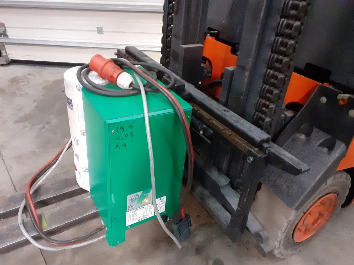 Empilhador Linde E20 · Elétrico · Ano 2007 — imagem 5