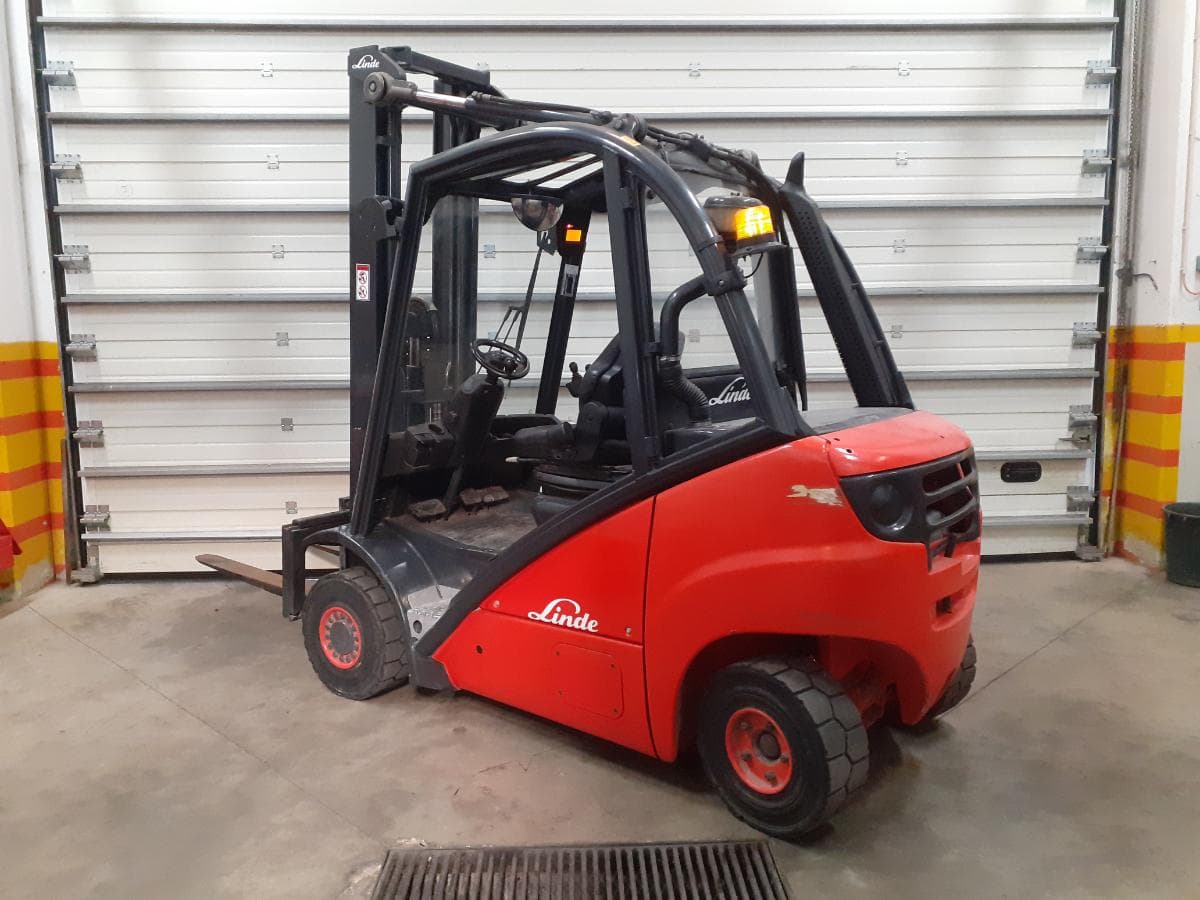 Empilhador Linde H20D · Diesel · Ano 2006 — imagem 4