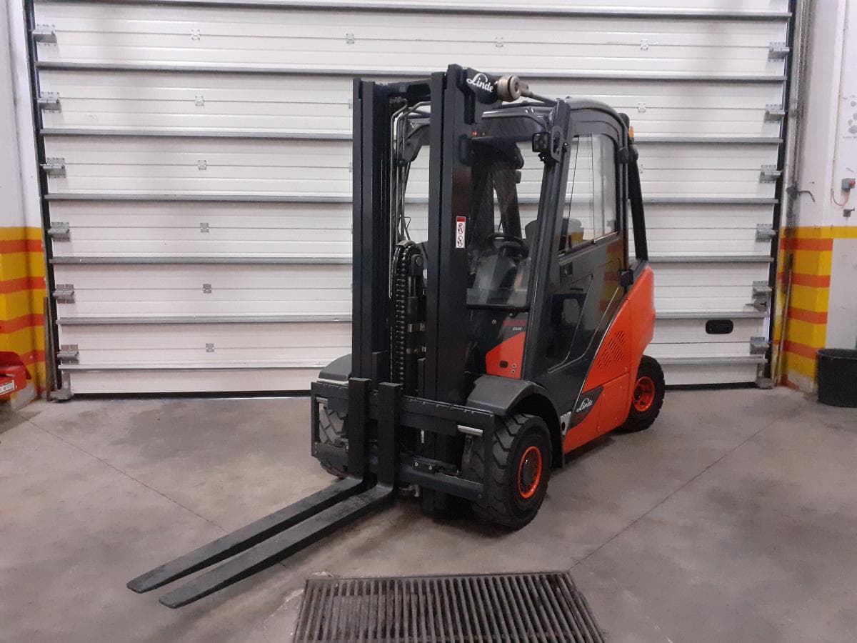 Empilhador Linde H25D · Ano 2014 — imagem 2