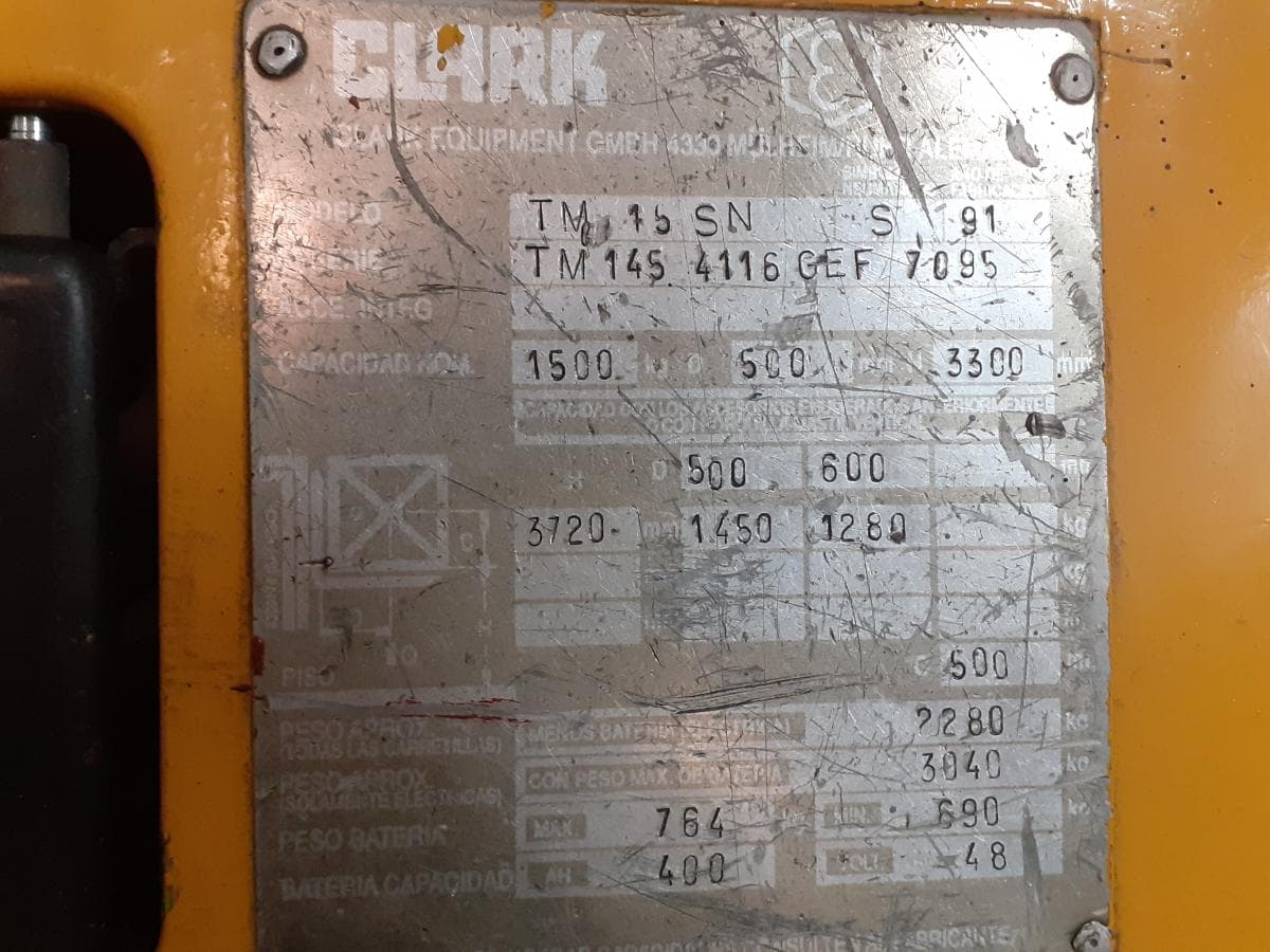 Empilhador Clark · Elétrico · 1500kg — imagem 10