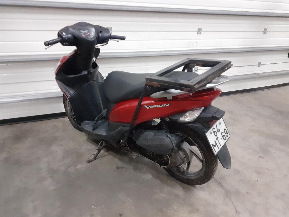 Honda Vision NSC 110 · Año 2012 — imagen 4