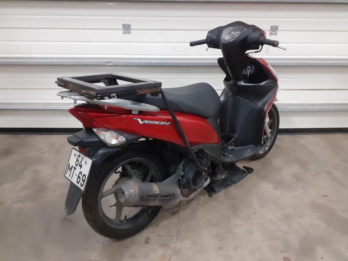Honda Vision NSC 110 · Año 2012 — imagen 3