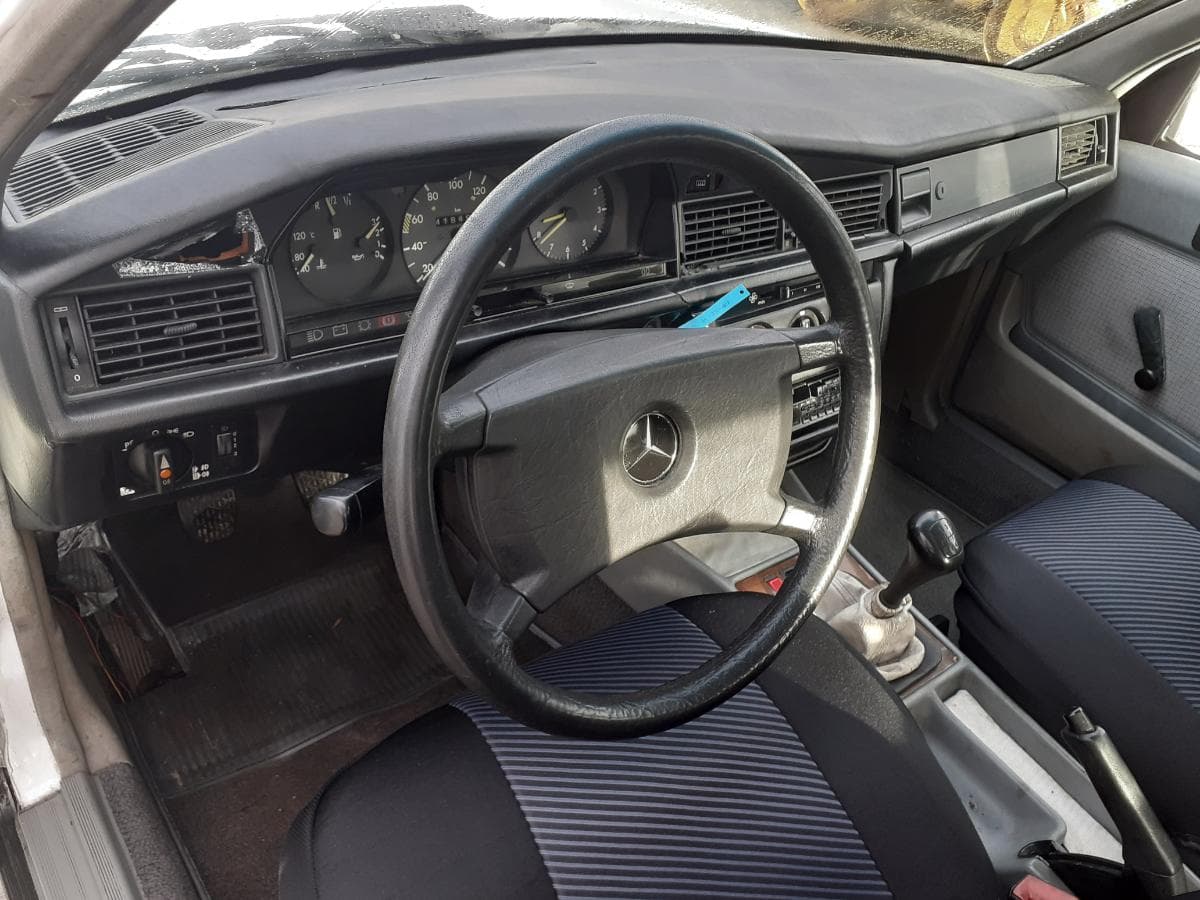 Mercedes-Benz 190D · Ano 1985 — imagen 14