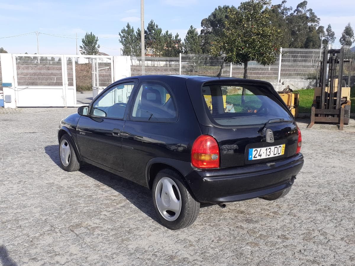 Opel Corsa 1.4 SI · Ano 1994 — imagem 6