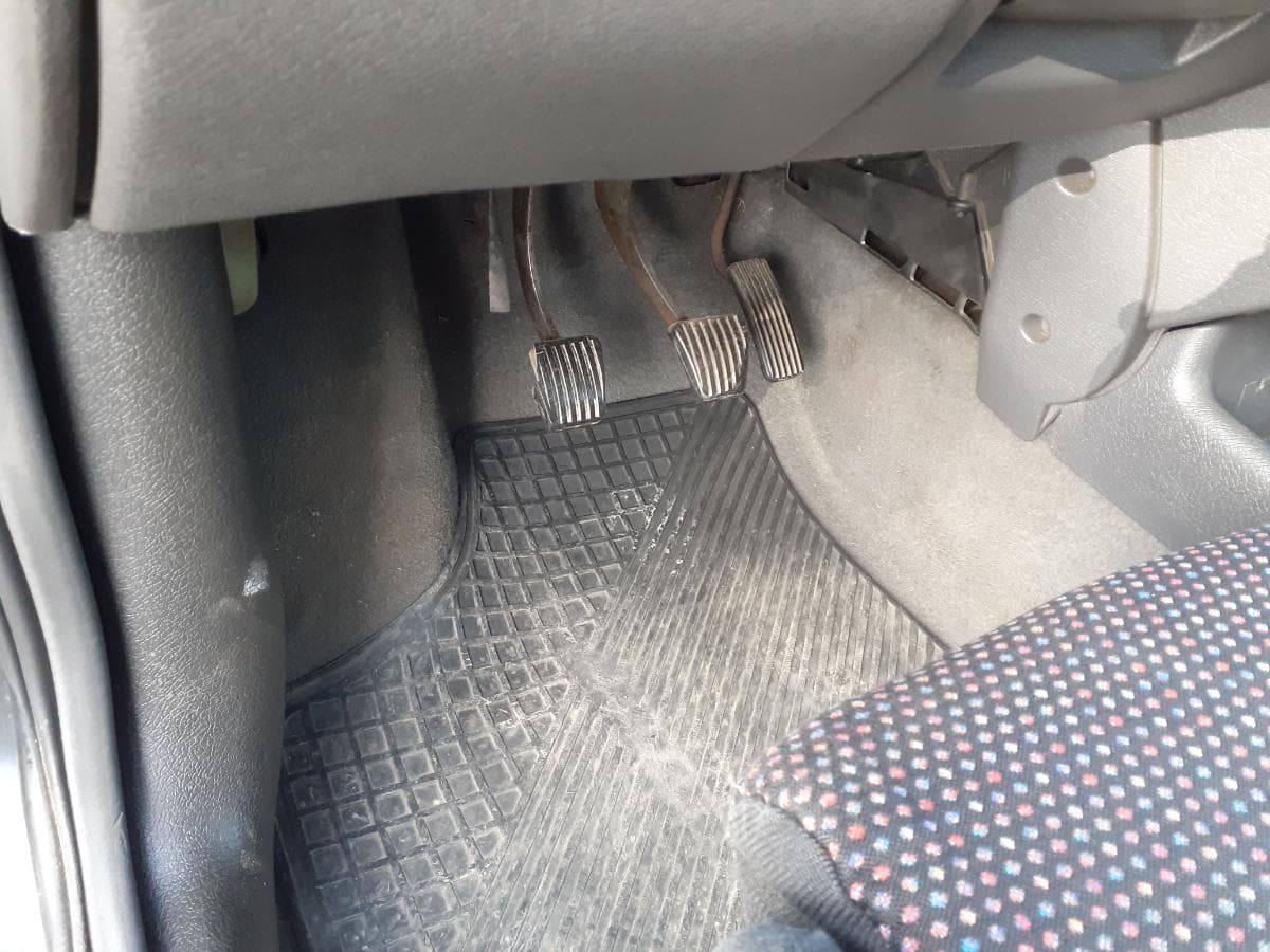 Opel Corsa 1.4 SI · Ano 1994 — imagem 21