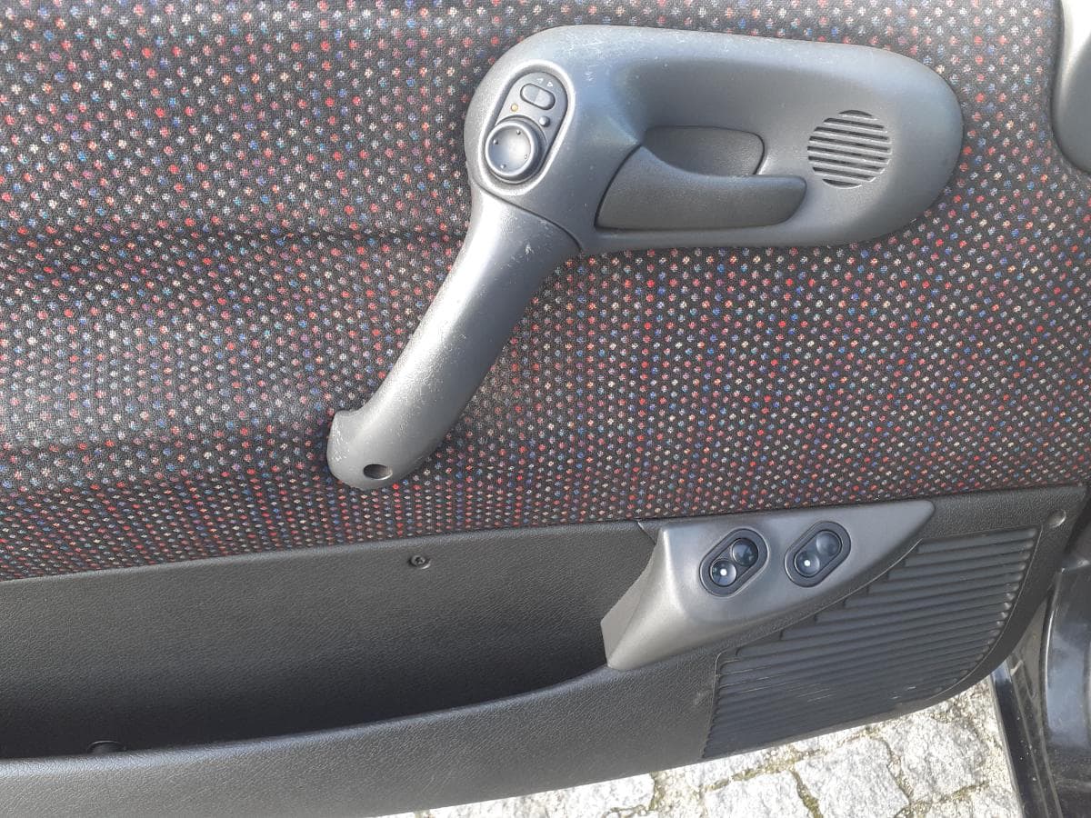 Opel Corsa 1.4 SI · Ano 1994 — imagem 22