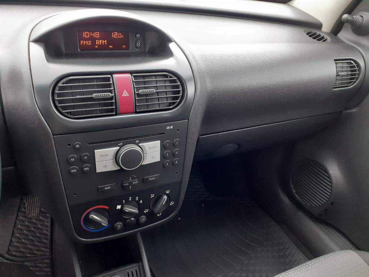 Opel Combo 1.7 CDTI · Ano 2010 — imagem 16