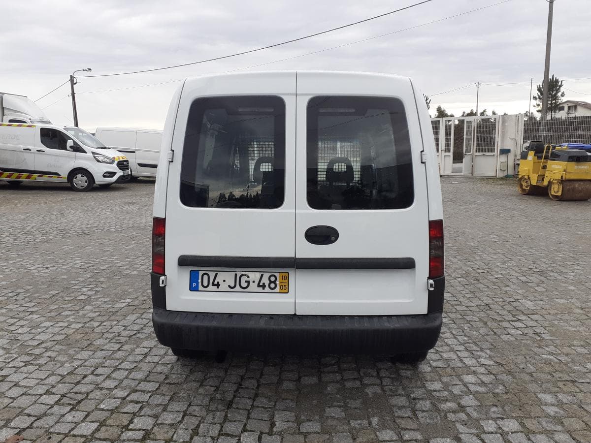 Opel Combo 1.7 CDTI · Ano 2010 — imagem 5